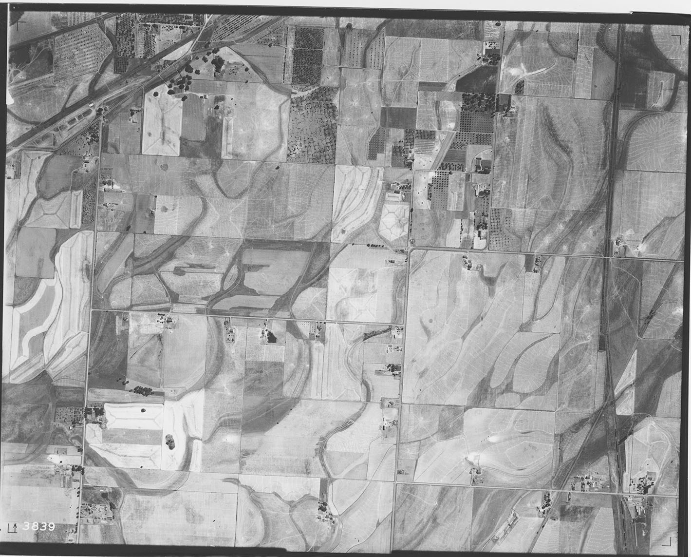 Aerial photograph from Willamette Valley Project, frame 3839.