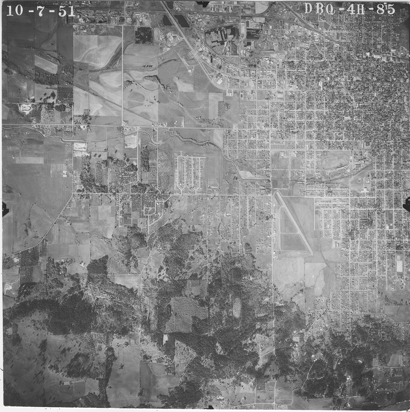 Aerial photograph from DBQ, frame DBQ-4H-85.